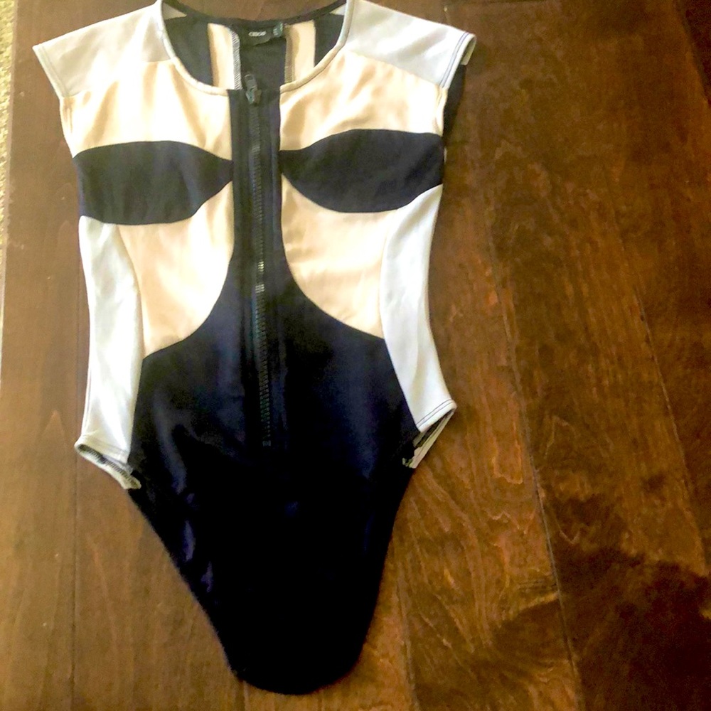 Color blocking bodysuit